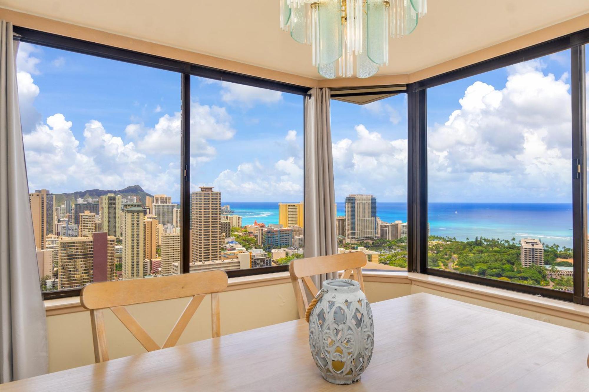 Ferienwohnung Hawaiian Monarch Penthouse 402 Honolulu Exterior foto